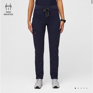Figs high waisted Yola Skinny scrub pants - size small